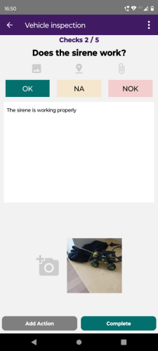 Voeg commentaar en foto's toe